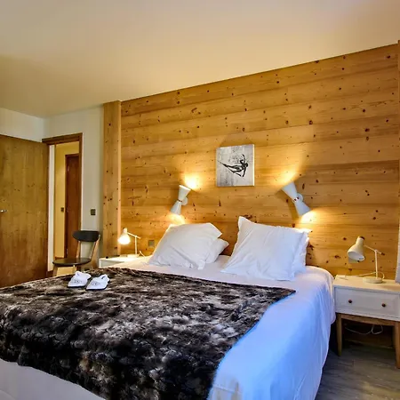Luxueux 2 Au Coeur De 1850, Balcon, Parking Et Services Inclus - Fr-1-613a-7 Διαμέρισμα Κουρσεβέλ